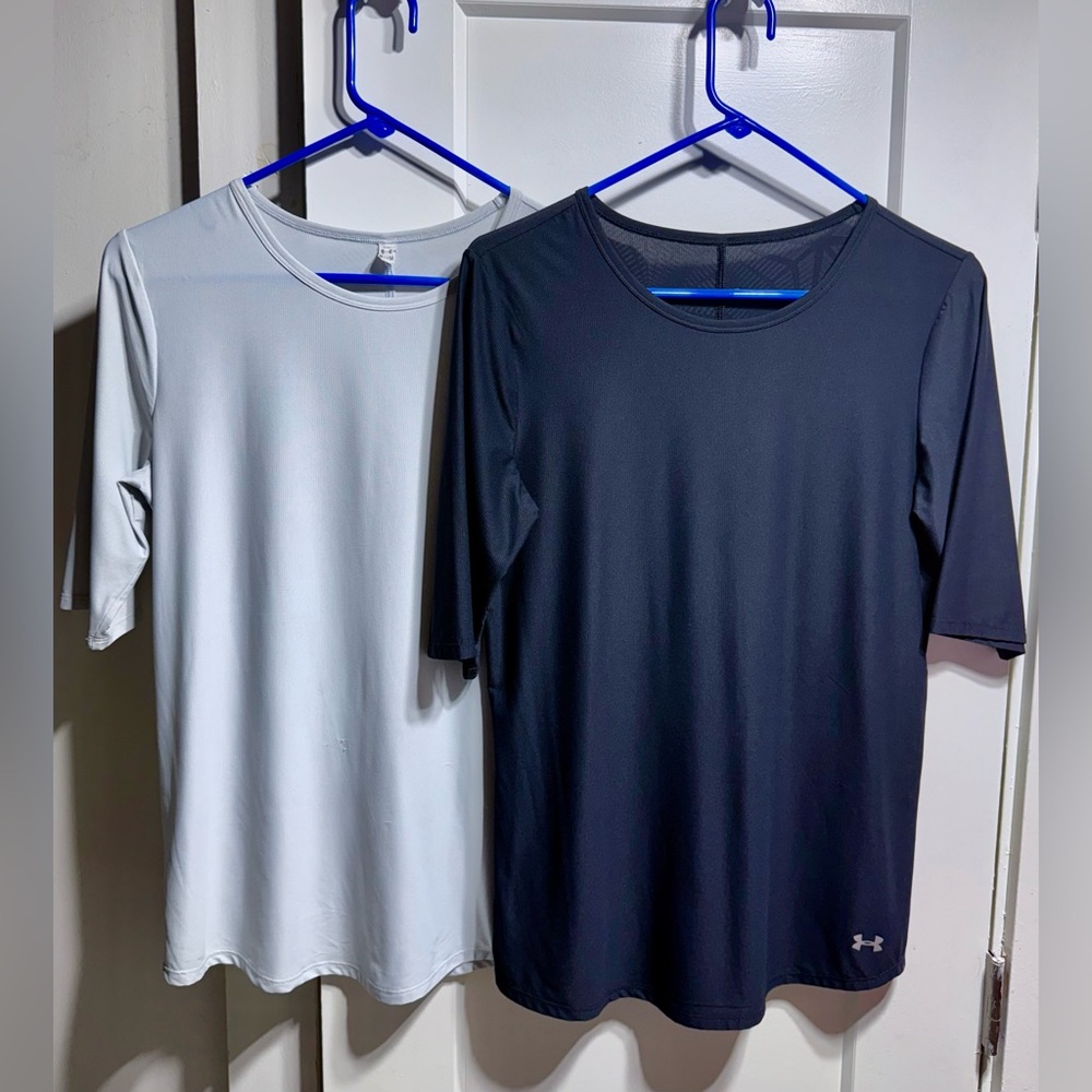 Lot of 2: Under Armour heat gear semi-fitted elbow-length sleeved tops